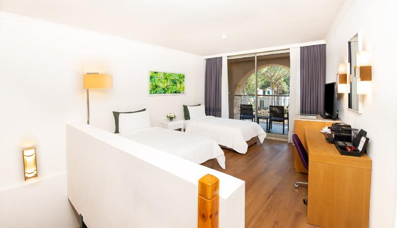 غرفة قياسية ثلاثية, Hôtel Des Ambassadeurs