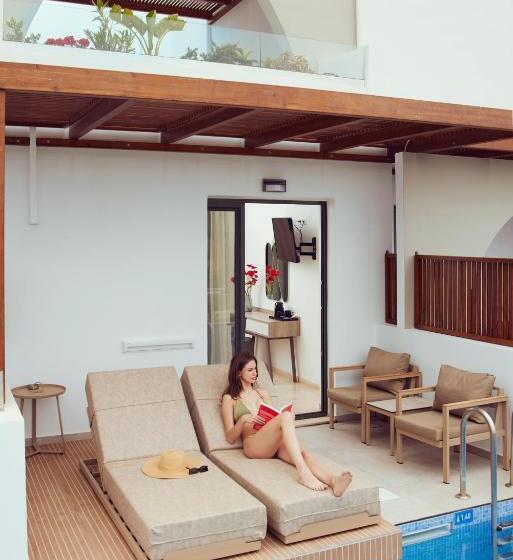プール付きジュニアスイート, Amnissos Residence