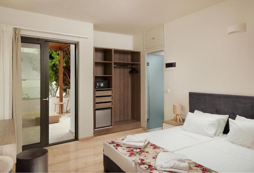 プール付きジュニアスイート, Amnissos Residence