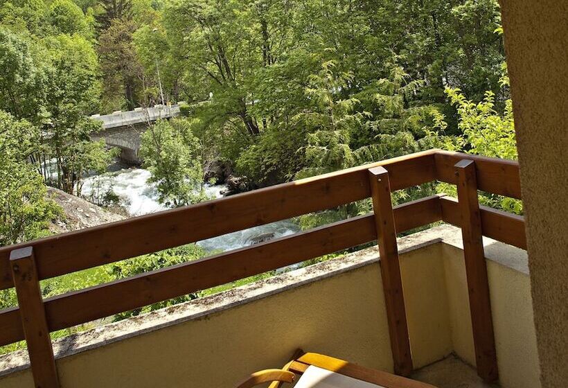 Классический Номер, Athena