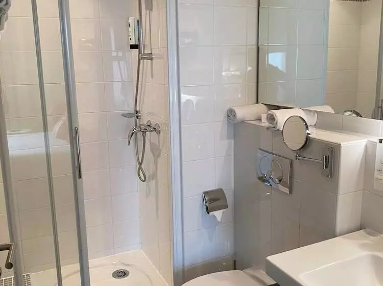 اتاق خانوادگی, Mercure Aix En Provence La Duranne Gare Tgv