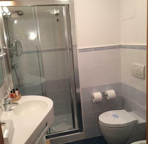 バルコニー付きシングルスタンダードルーム, Campiglio Bellavista