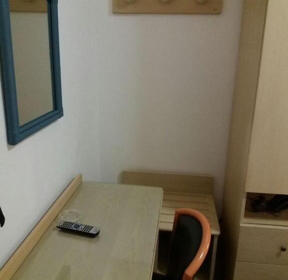 Номер Стандарт Индивидуальный, Christian