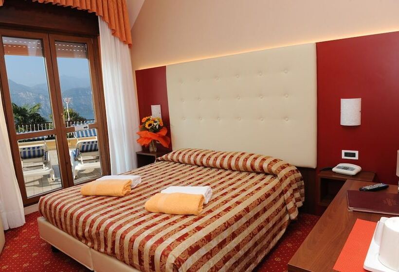 レイクビュースタンダードルーム, Cristallo