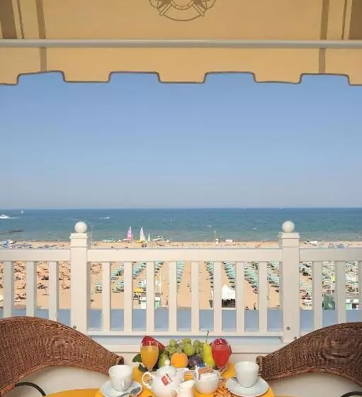 Triple Room Sea View, De France