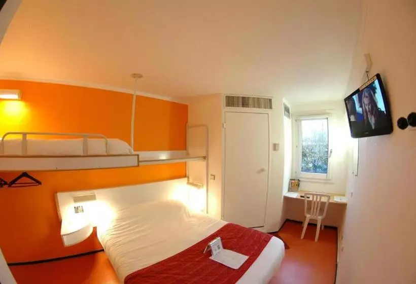 اتاق استاندارد سه نفره, Eco Relais  Pau Nord