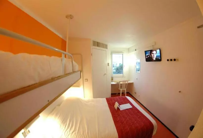 اتاق استاندارد سه نفره, Eco Relais  Pau Nord