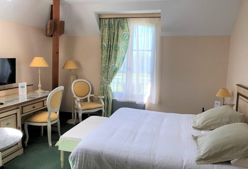 高级大房间, Hôtel Et Restaurant Domaine De L Orangerie