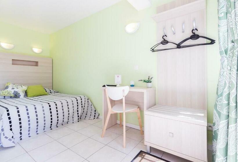 标准间, Le Canada