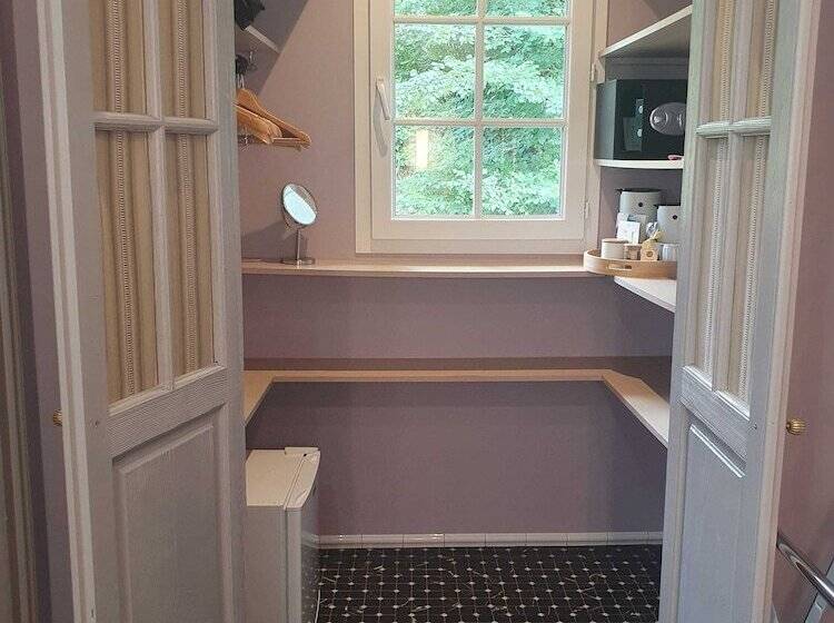 חדר יוקרתי, Le Moulin Du Roc