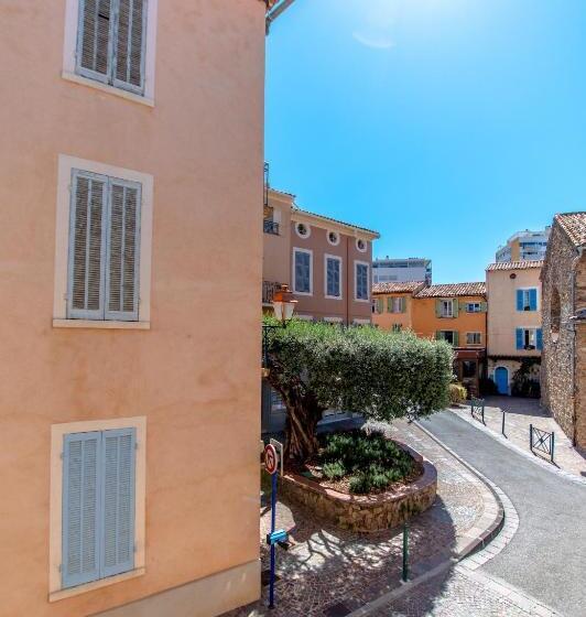 스탠다드 트리플 룸, Les Palmiers