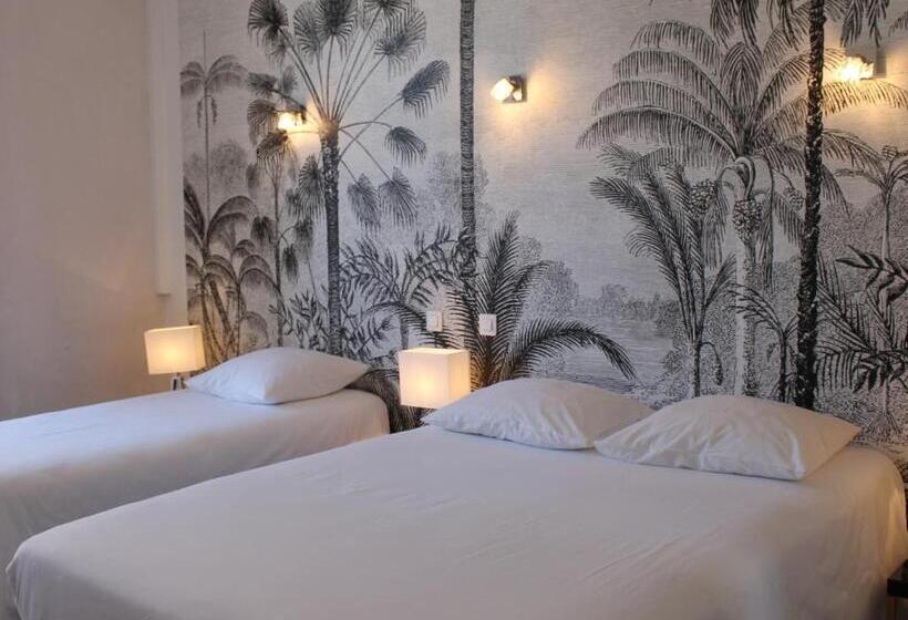 스탠다드 트리플 룸, Les Palmiers