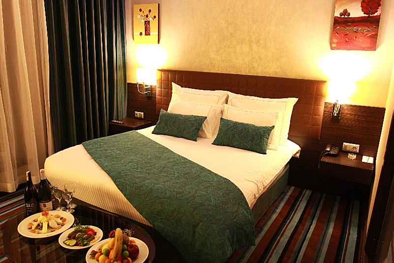 اتاق استاندارد, Notte