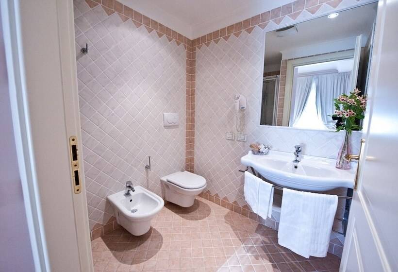 חדר סטנדרט עם נוף, Ostuni Palace   Hotel Bistrot & Spa