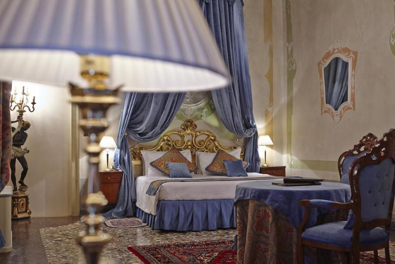سوییت جونیور, Palazzo Paruta & Wellness Suites
