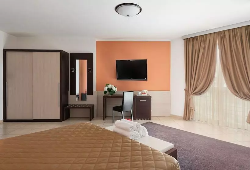 سوییت, B&b Hotel Settimo Torinese