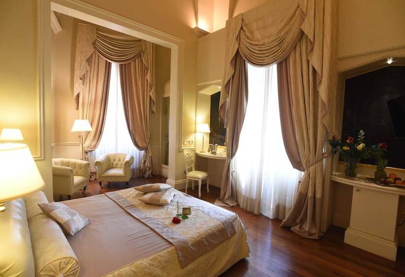 اتاق سوپریور با چشم‌انداز شهر, Suite Hotel Santa Chiara