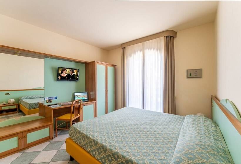 חדר סטנדרט לשלושה, Villa Elena