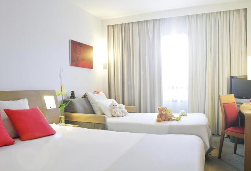 Классический Номер, Novotel Marseille Vieux Port