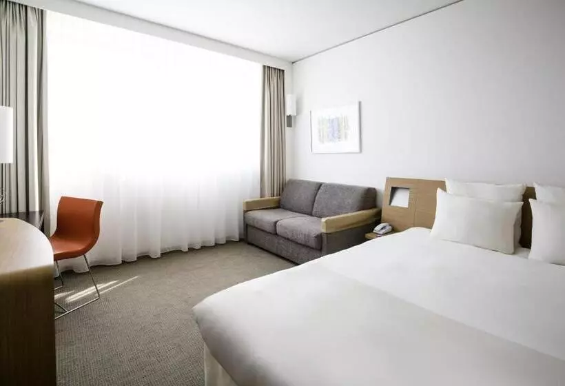 اتاق کلاسیک سه تخته, Novotel Marseille Vieux Port