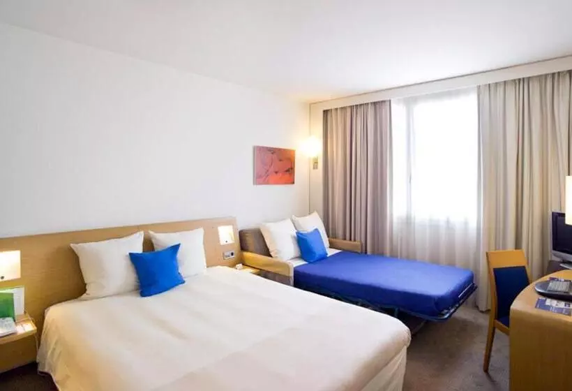 اتاق کلاسیک سه تخته, Novotel Marseille Vieux Port