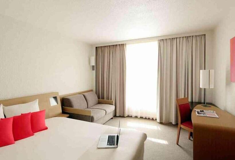 行政三人间, Novotel Marseille Vieux Port