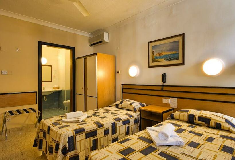 Standard Yhden Hengen Huone, The St. George’s Park