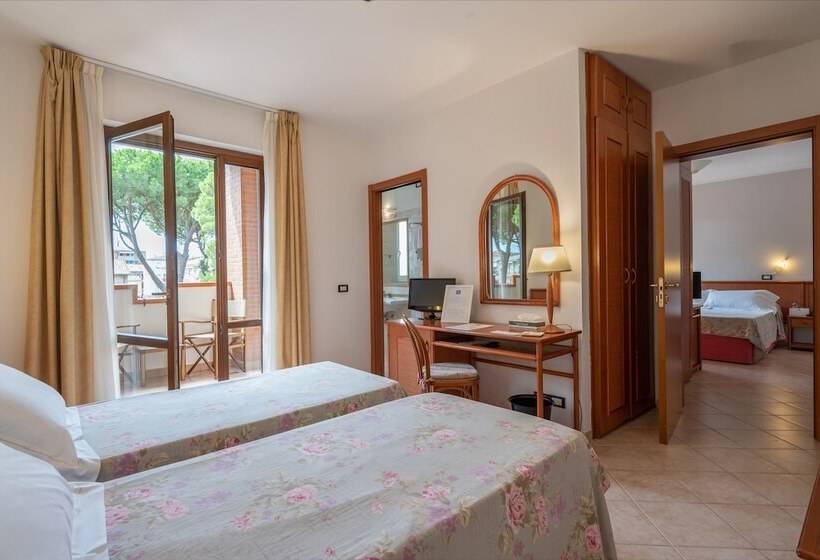 Семейный Номер Вид на Сад, Ricci Hotel Marina Di Grosseto