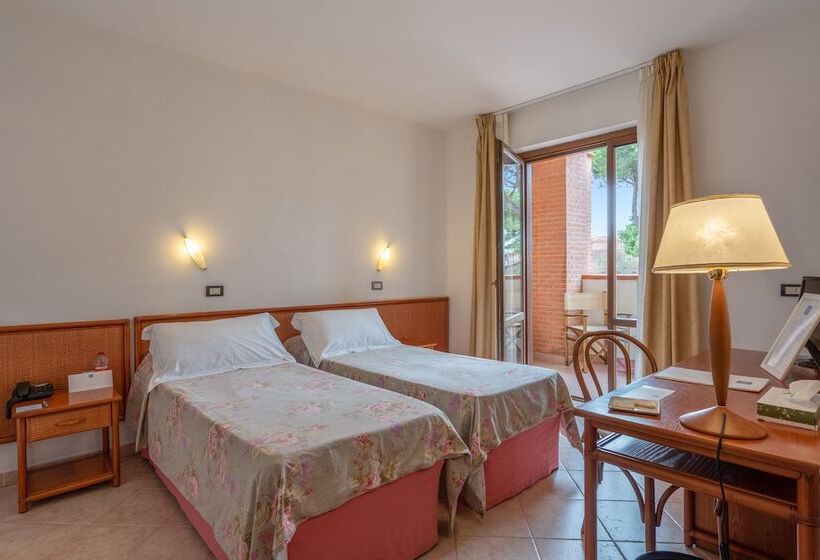 标准房带园景, Ricci Hotel   Marina Di Grosseto