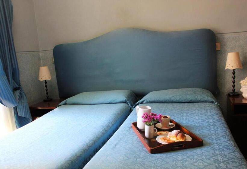 اتاق استاندارد, Anne & Mary