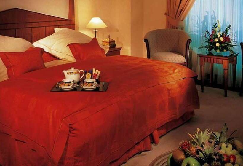 اتاق لوکس, Dubai International Hotel, Dubai Airport