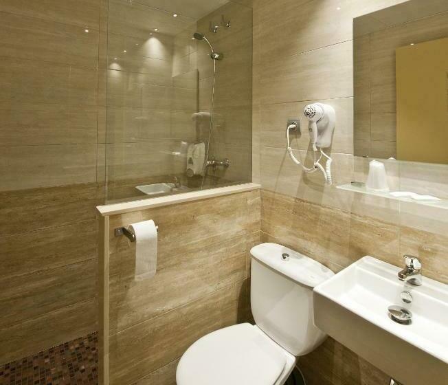 اتاق استاندارد, Hostal Barcelona