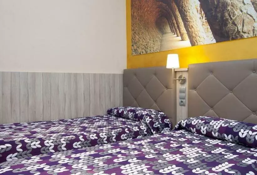 اتاق استاندارد, Hostal Barcelona