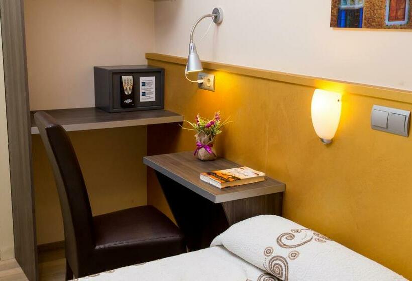 اتاق استاندارد, Hostal Barcelona