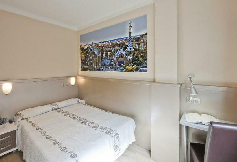 Номер Стандарт, Hostal Barcelona