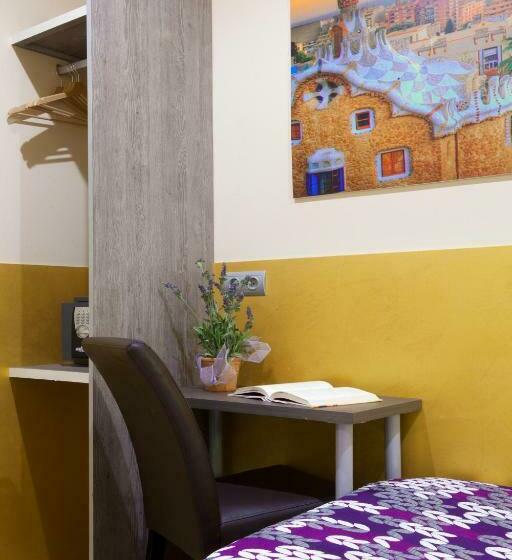 اتاق استاندارد یک نفره, Hostal Barcelona