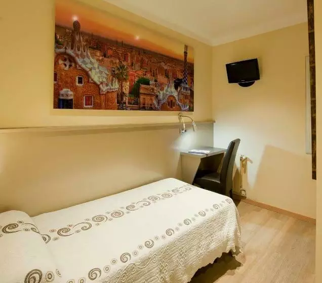 اتاق استاندارد یک نفره, Hostal Barcelona