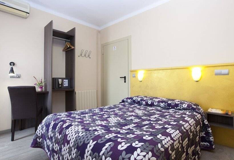 اتاق استاندارد, Hostal Barcelona