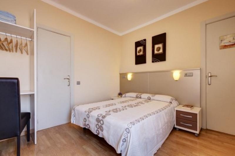 Номер Стандарт, Hostal Barcelona