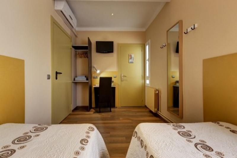 اتاق استاندارد, Hostal Barcelona