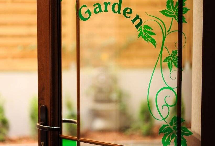 スタンダードスタジオ, Amber Boutique Hotels   Hotel Amber