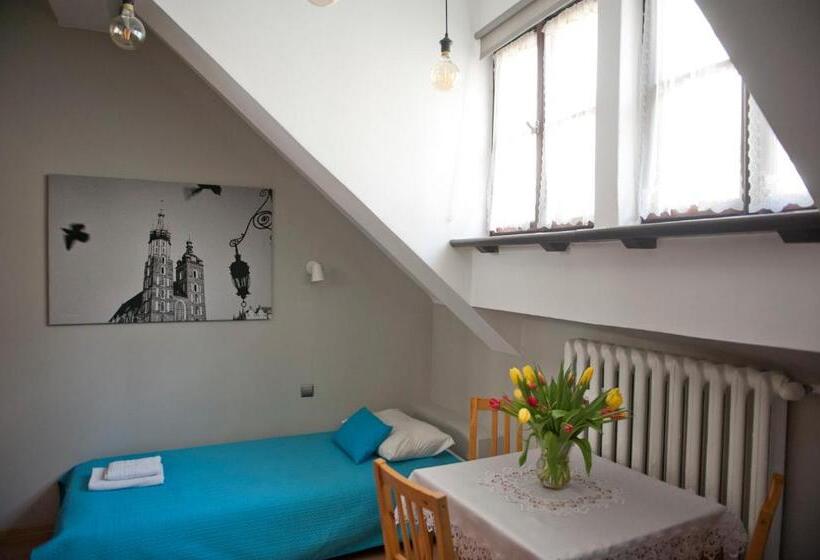 Номер Стандарт, Dom Casimi