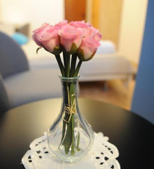 Номер Стандарт, Dom Casimi