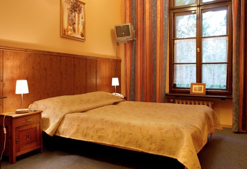 Номер Стандарт Плюс, Dom Casimi