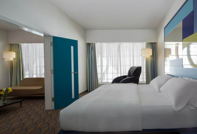 سوییت جونیور, Dubai International Hotel, Dubai Airport