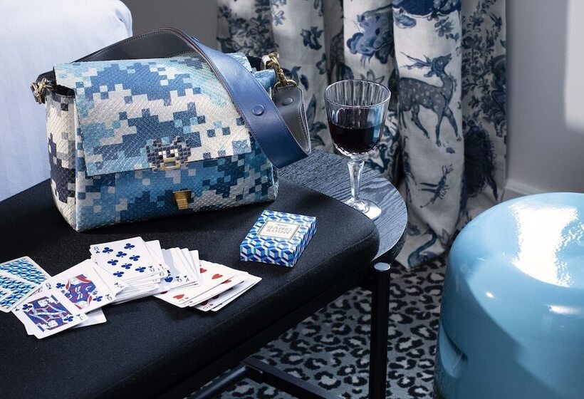 اتاق سوپریور, Gramont