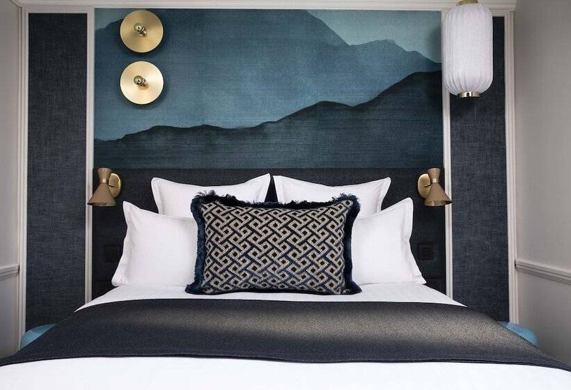 اتاق سوپریور, Gramont