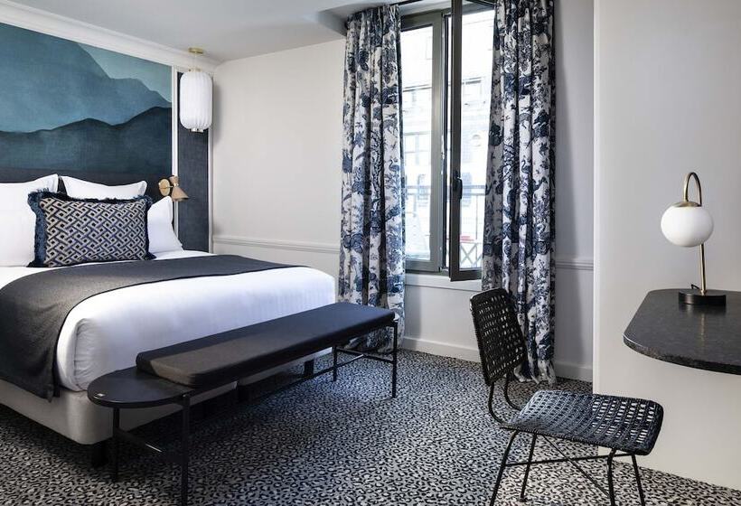 اتاق سوپریور, Gramont