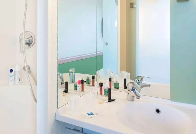 اتاق استاندارد سه نفره, Ibis Budget Roissy Cdg Paris Nord 2