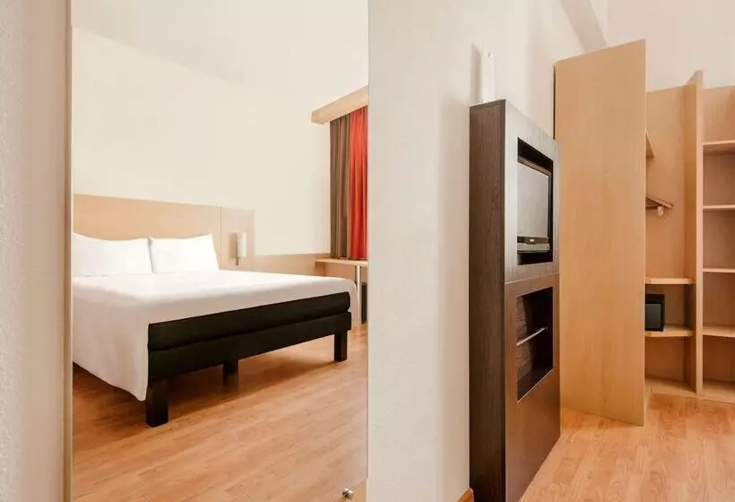 プレミアムルーム, Ibis Moscow Paveletskaya